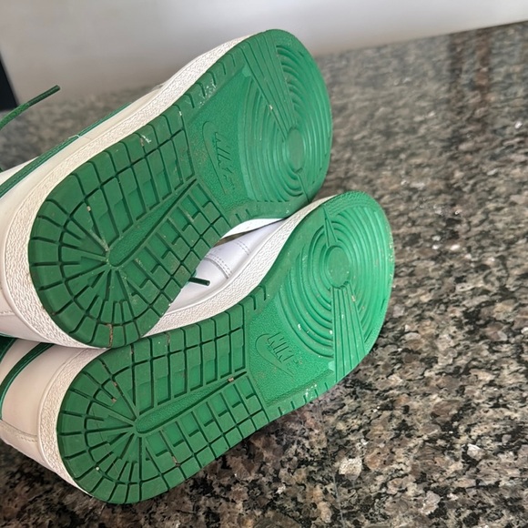 Nike air ships High-Top Sneakers in White and Green EUC 8.5 - Picture 6 of 12